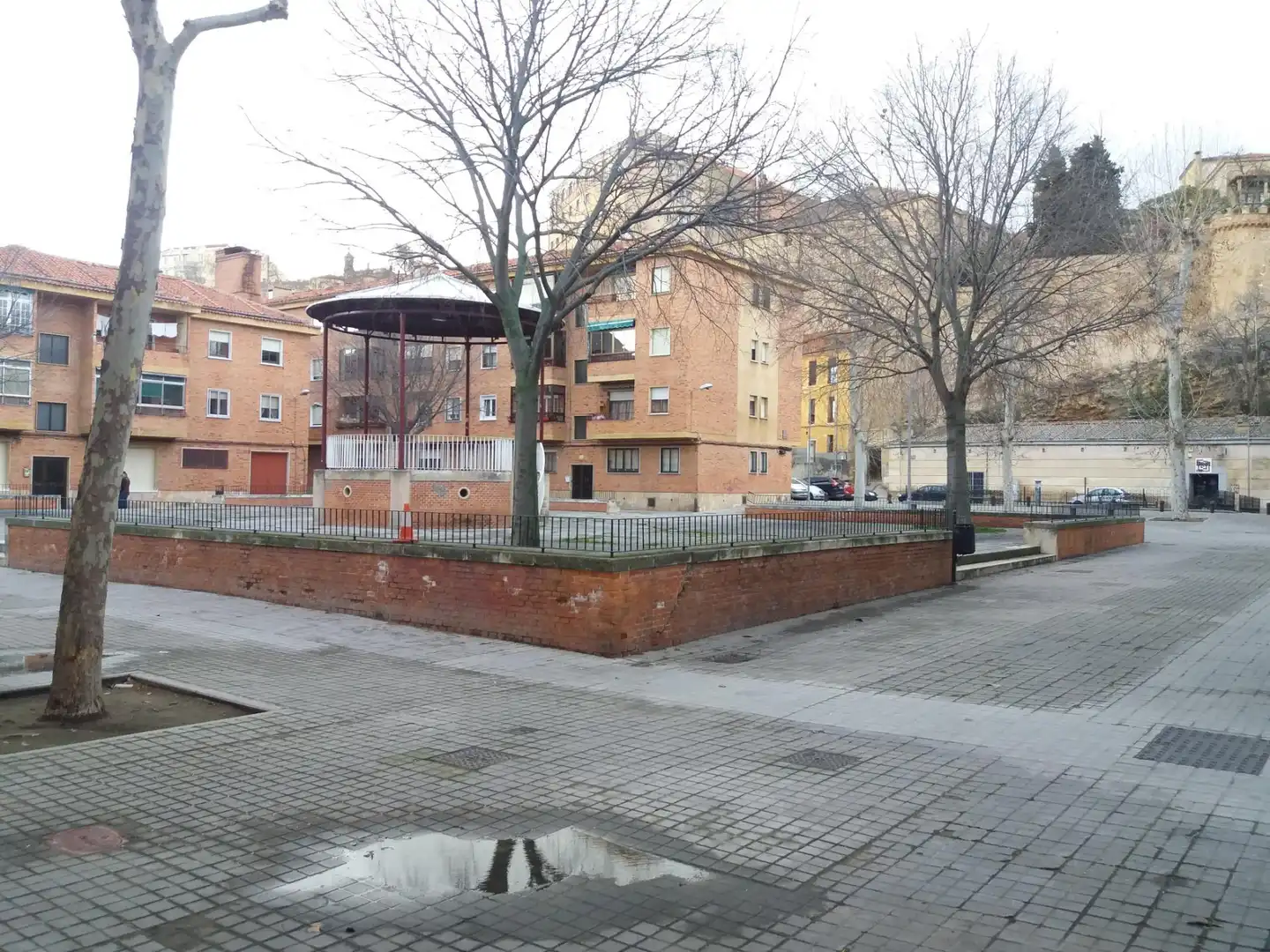 Vista exterior de Dúplex en venta en Segovia con Calefacción, Terraza y Balcón