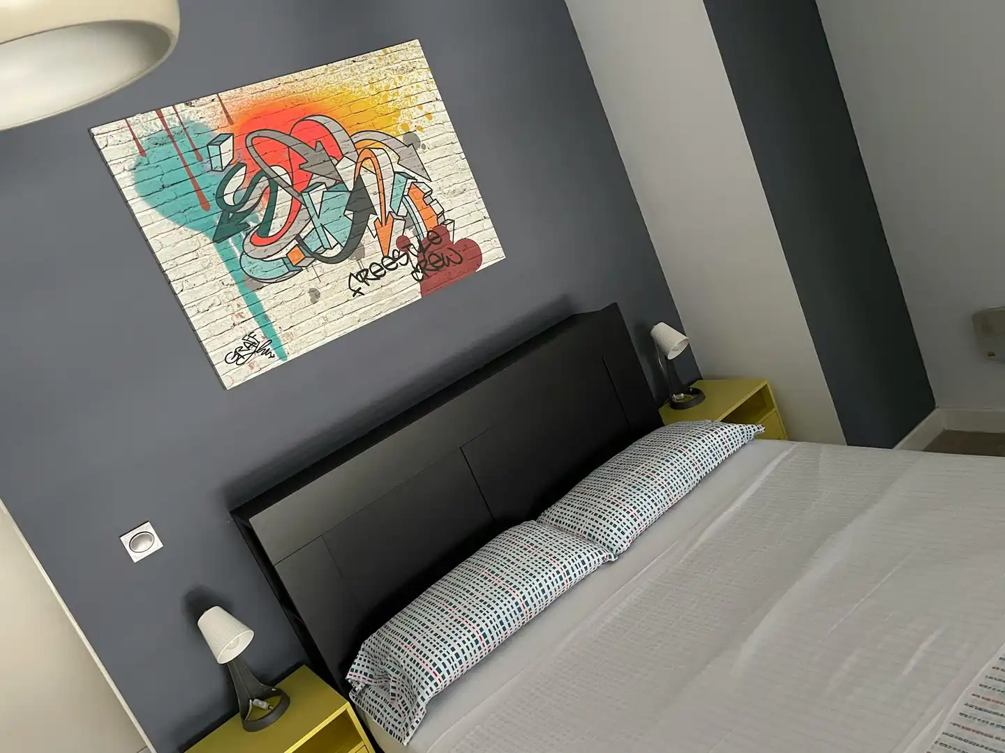Bedroom of Flat for rent in Madrid  with Air Conditioner, Heating and Furnished