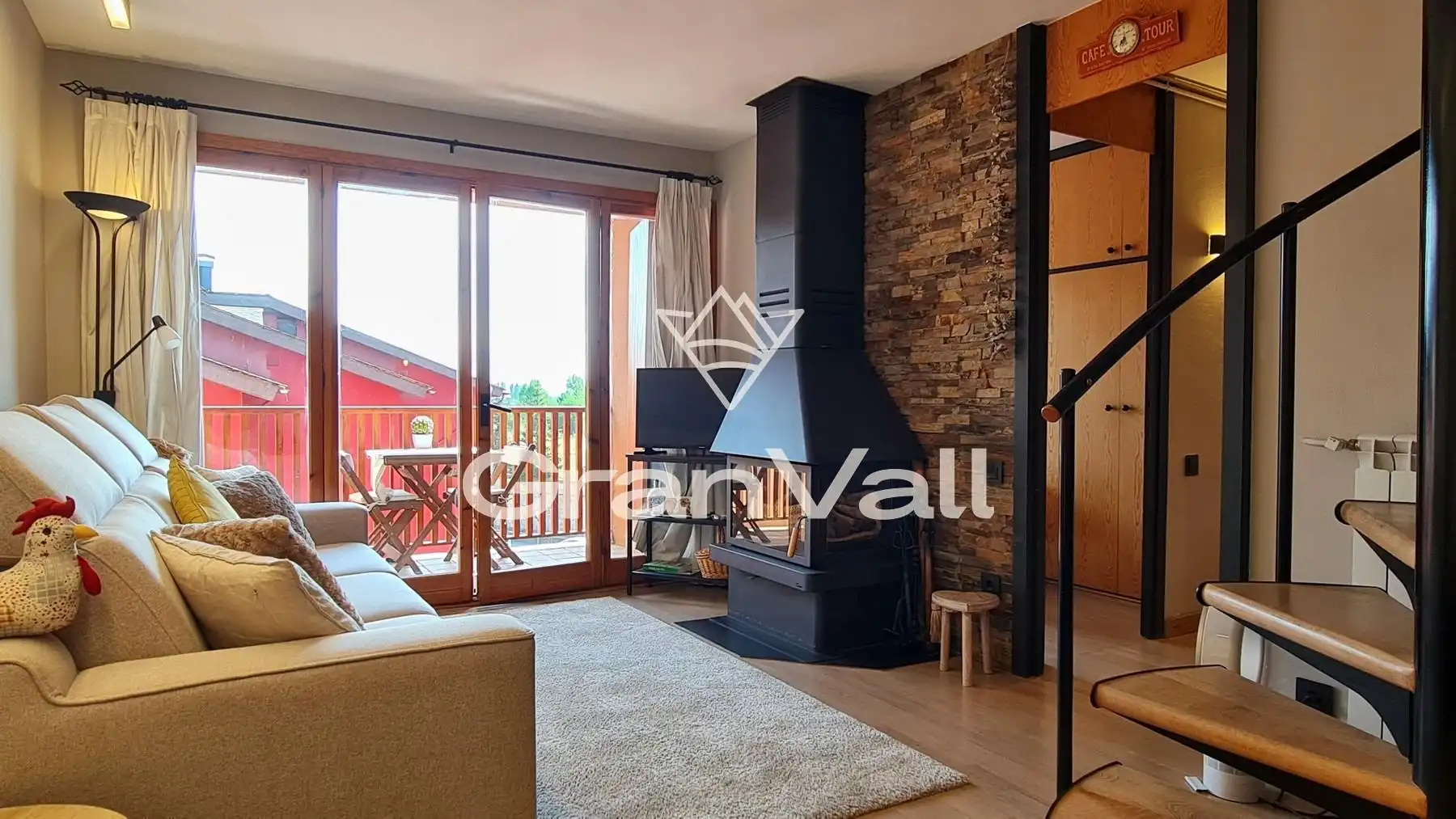 Sala d'estar de Àtic en venda en Puigcerdà amb Calefacció, Parquet i Terrassa