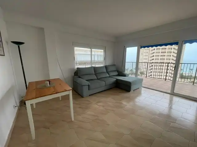 Sala de estar de Piso de alquiler con opción a compra en Playa Muchavista