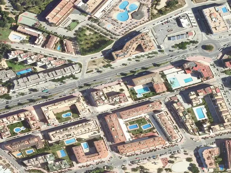 Appartamento in vendita a Barrio de Fenals, Calle I, 2º 6ª Bloque A, (hoy ciudad de la Paz S/N), imagen 2