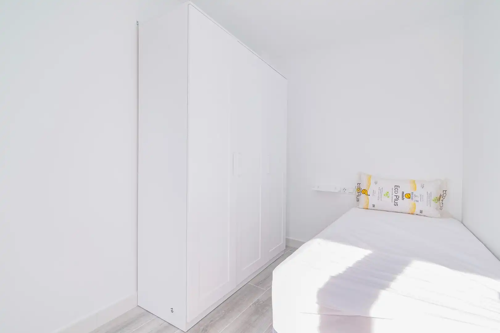Schlafzimmer von Wohnung zur Miete in Granada mit Möbliert und Alarm