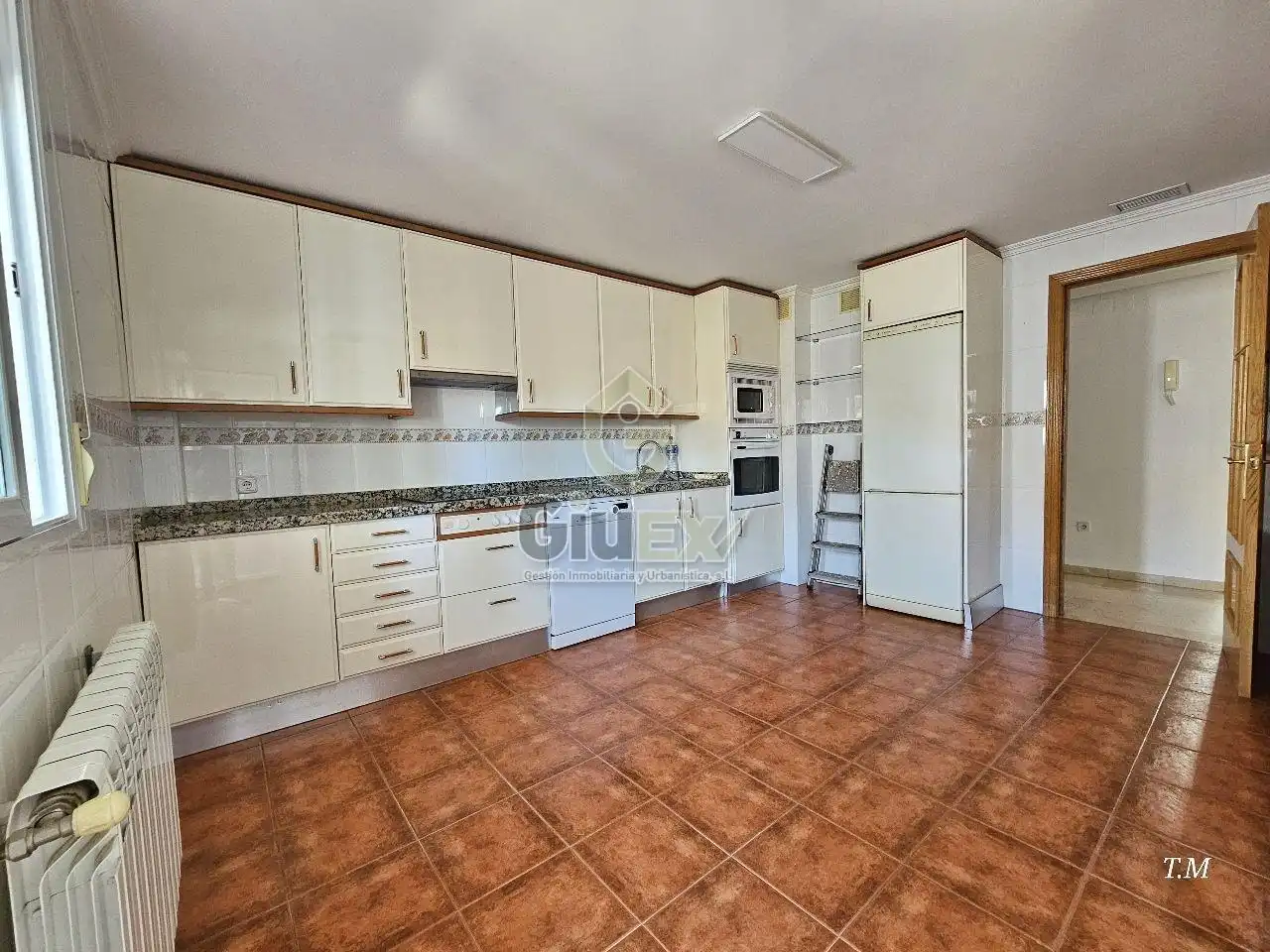 Cocina de Dúplex de alquiler en Cáceres con Aire acondicionado, Calefacción y Terraza