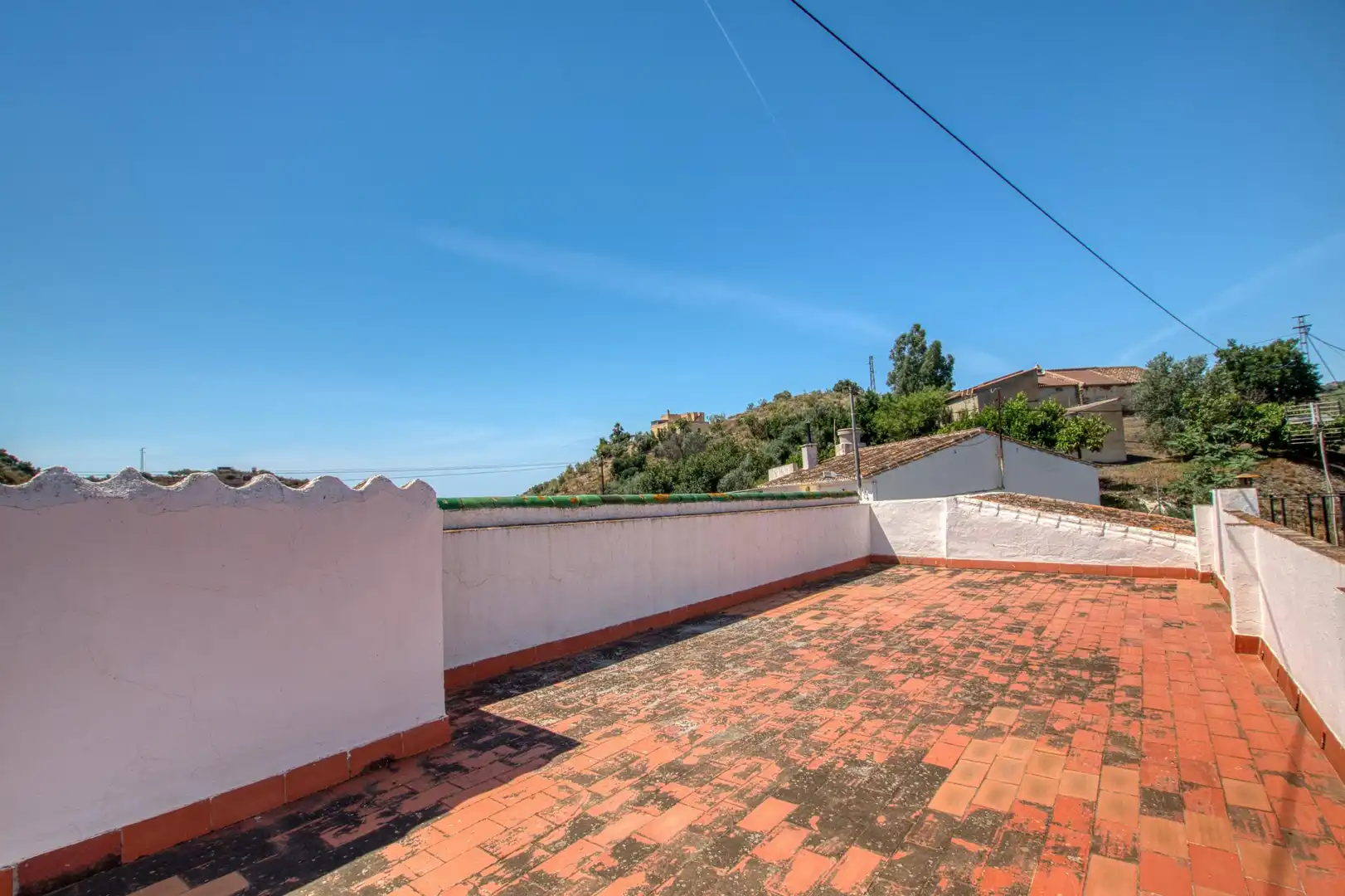 Terrassa de Casa adosada en venda en Canillas de Aceituno amb Jardí privat