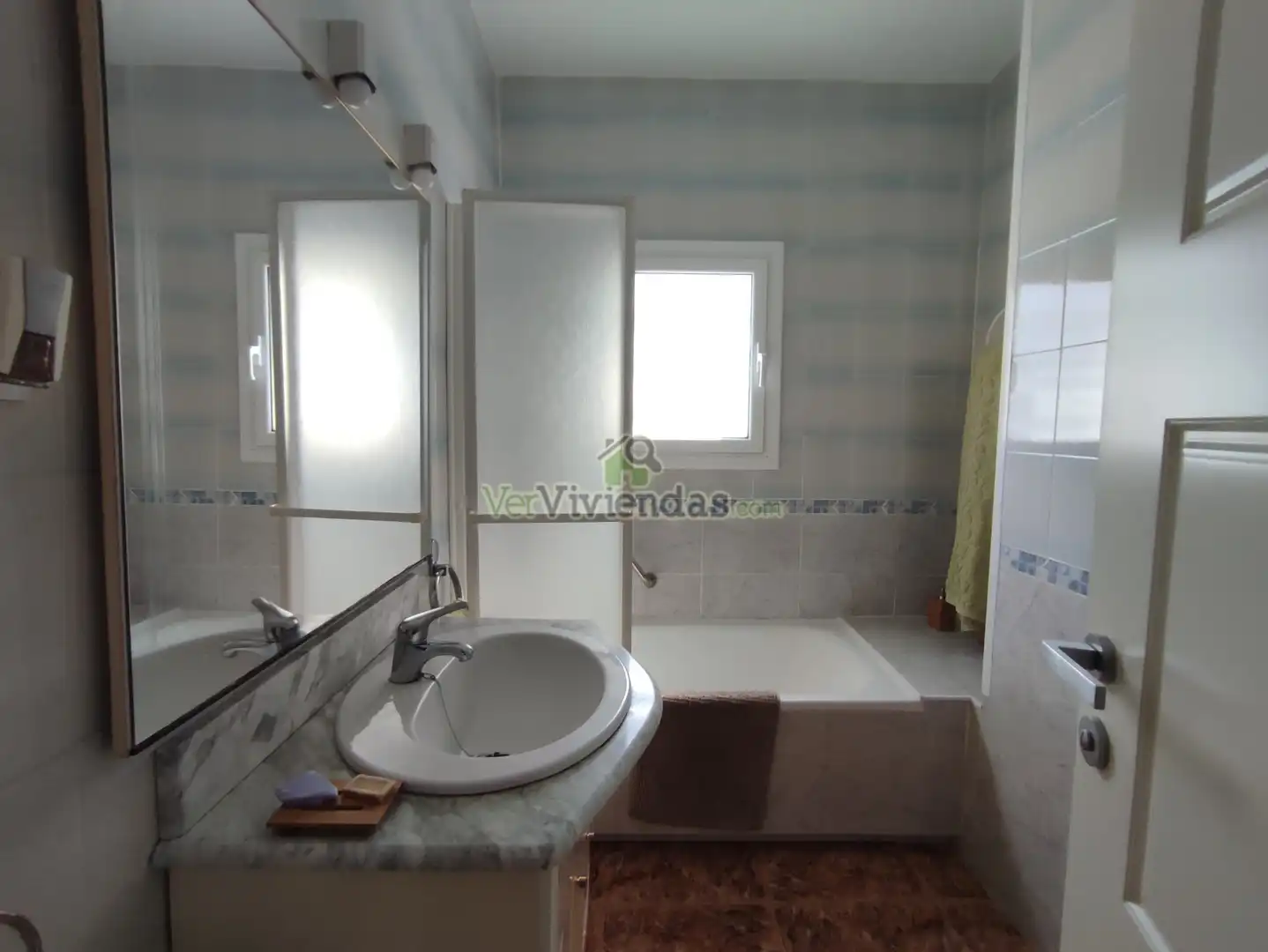 Baño de Casa o chalet en venta en Vallirana con Calefacción, Jardín privado y Terraza
