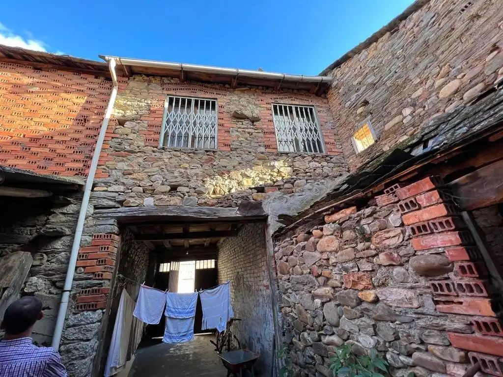 Exterior view of Country homes for sale in Congosto