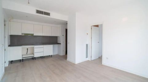Foto 3 de Pis en venda a Carrer del Raig, 9, La Bisbal d'Empordà, Girona