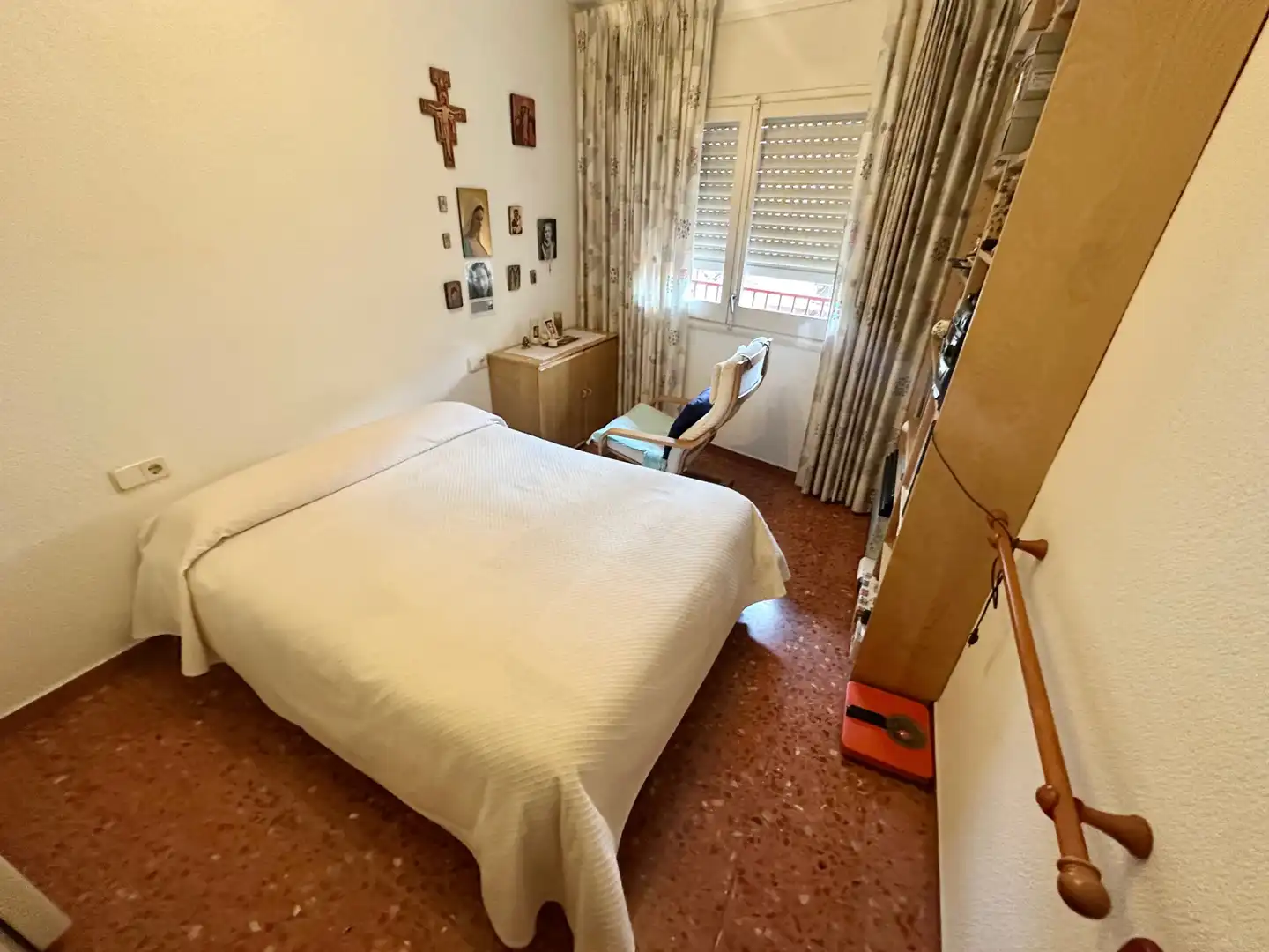 Habitación de Piso en venta en Santa Coloma de Gramenet con Calefacción, Amueblado y Horno