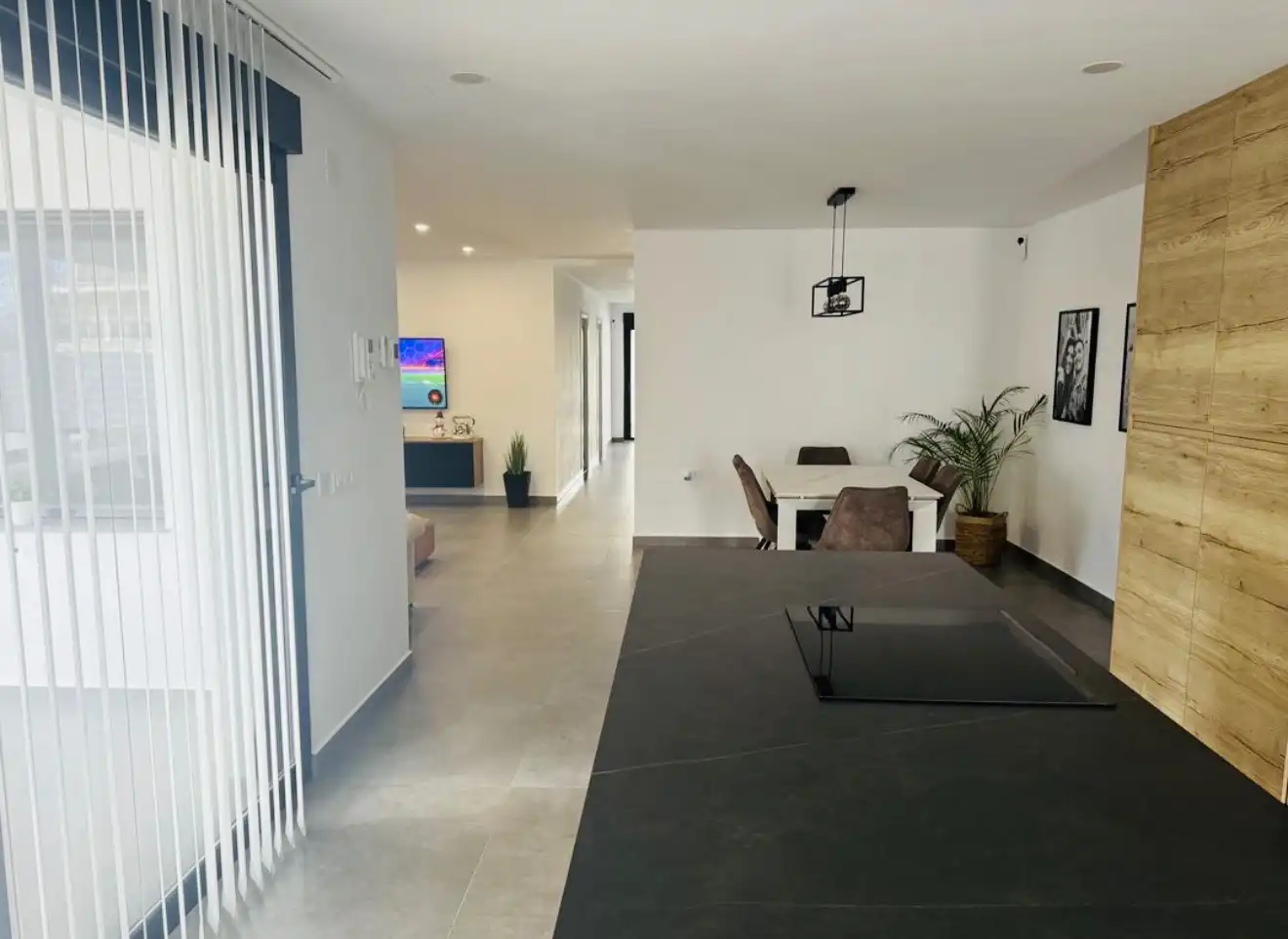 Sala d'estar de Casa o xalet en venda en Oliva amb Aire condicionat, Calefacció i Jardí privat