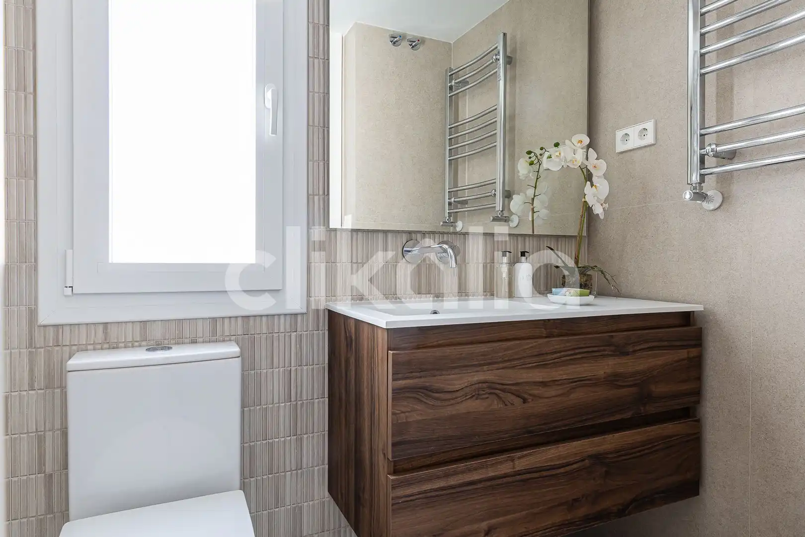 Bathroom of Attic for sale in Madrid  with Air Conditioner, Heating and Terrace