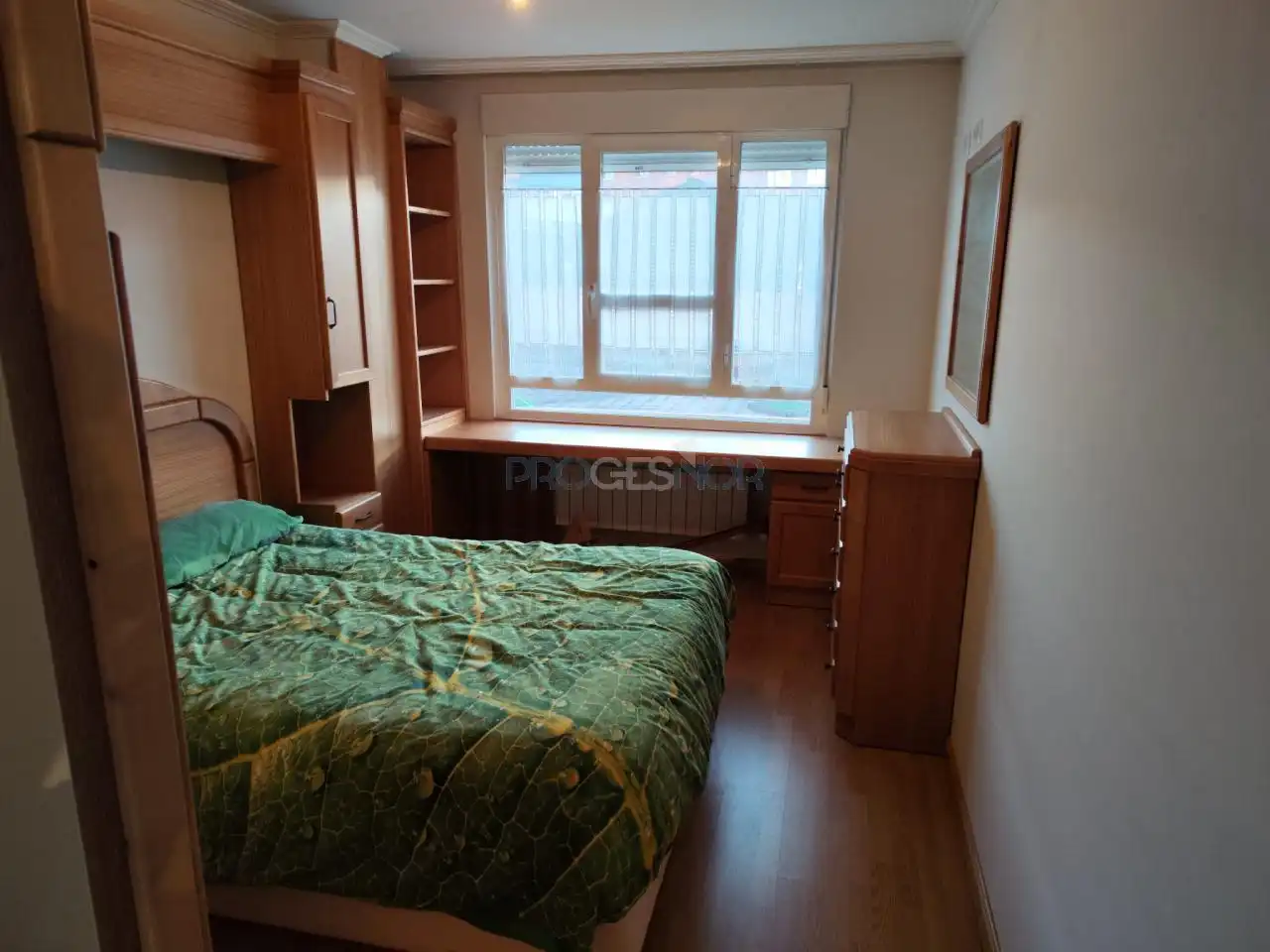 Habitación de Apartamento en venta en San Andrés del Rabanedo con Calefacción, Parquet y Terraza