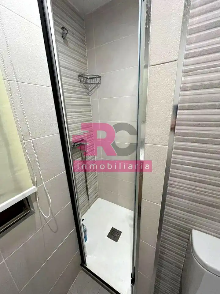 Flat for rent in Salesas