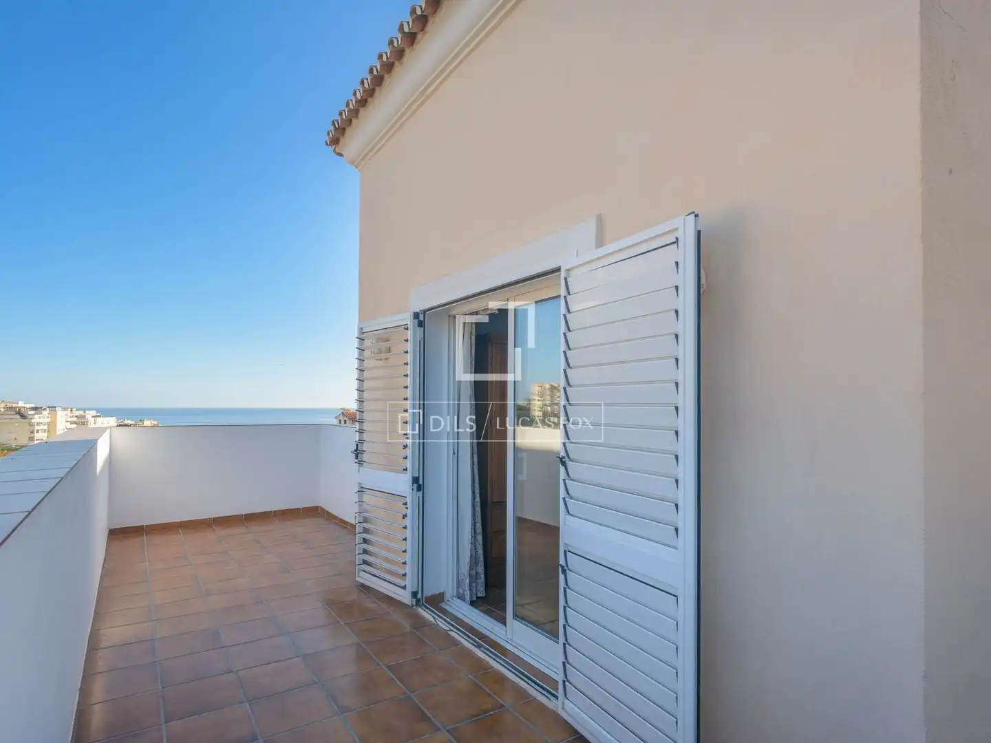 Terrassa de Casa o xalet en venda en Rincón de la Victoria amb Aire condicionat, Jardí privat i Terrassa