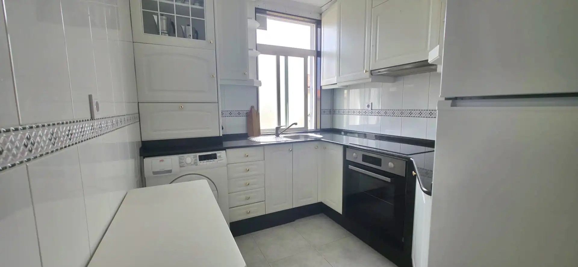 Cuina de Pis en venda en Ferrol amb Calefacció, Moblat i Forn