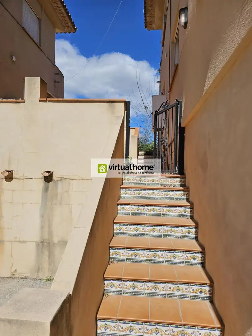 Vista exterior de Casa o chalet en venta en La Nucia con Jardín privado, Terraza y Trastero