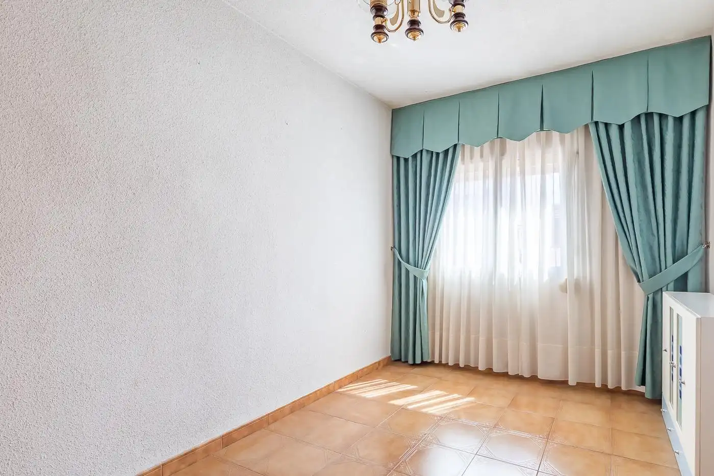 Bedroom of Flat for sale in Madrid  with Air Conditioner