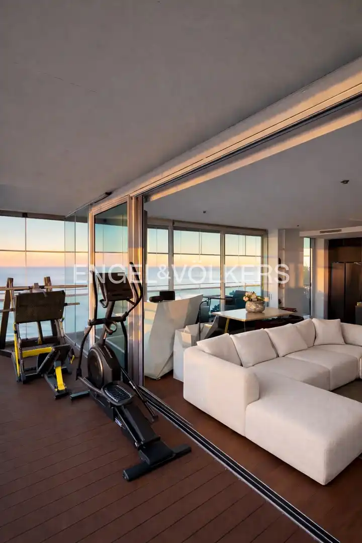 Balcony of Flat for rent in Barcelona  with Air Conditioner, Heating and Parquet flooring