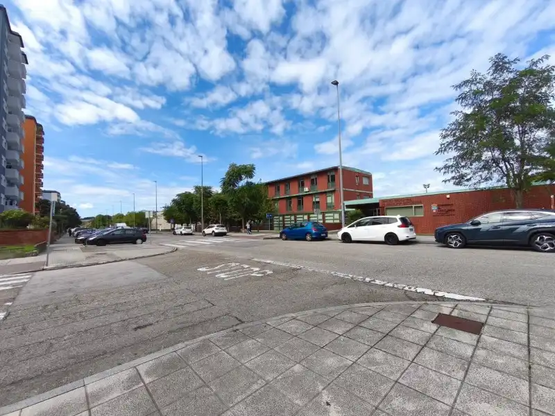 Business premises for sale in Alisal - San Román, imagen 36