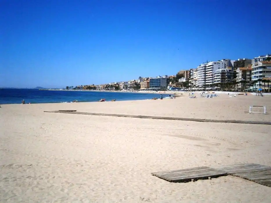 Apartamento con ascensor en venta en Colon