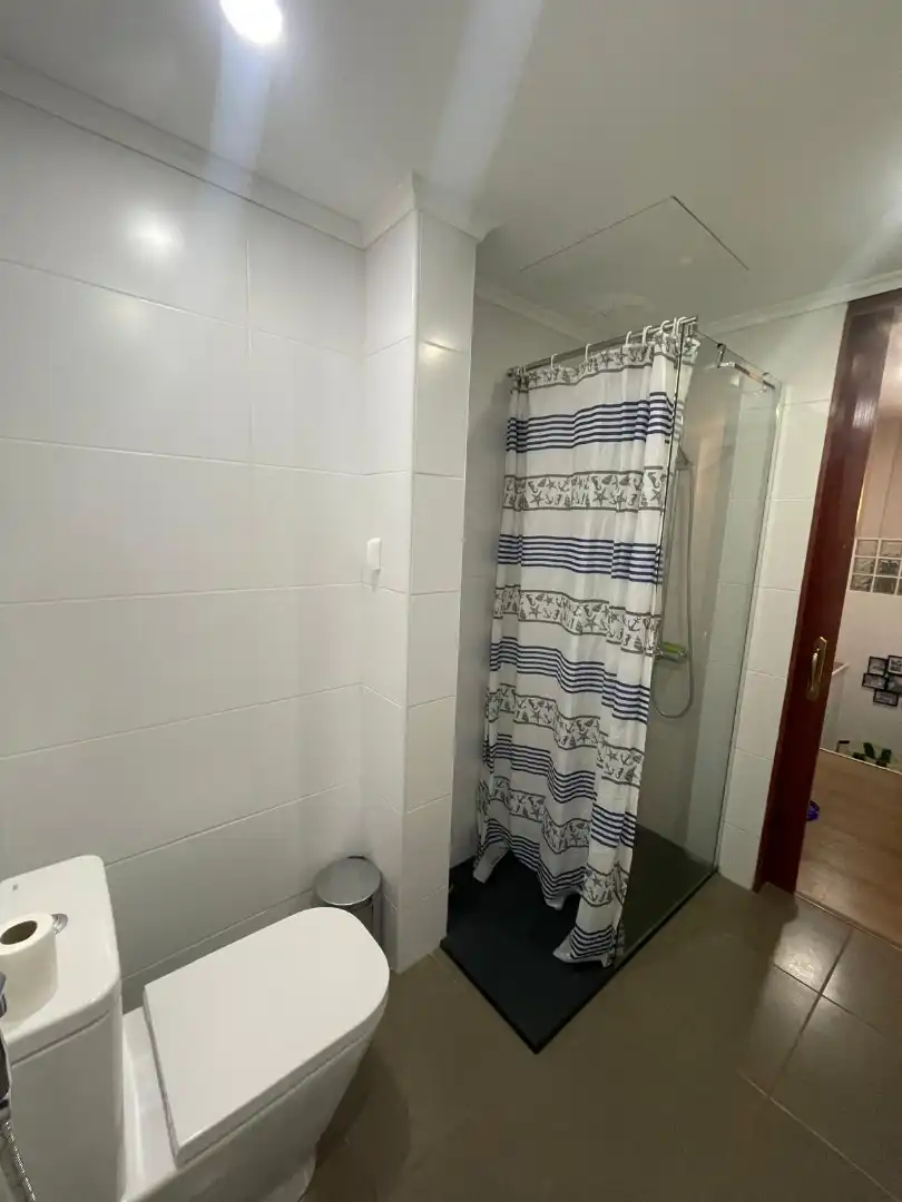 Baño de Estudio en venta en Barcelona con Aire acondicionado, Calefacción y Amueblado