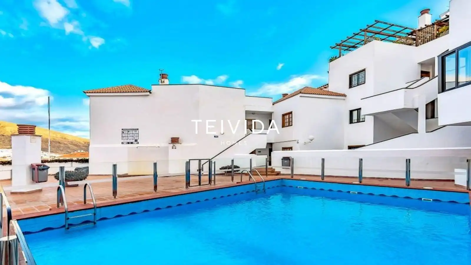 Piscina de Piso de alquiler en Arona con Terraza, Piscina y Amueblado