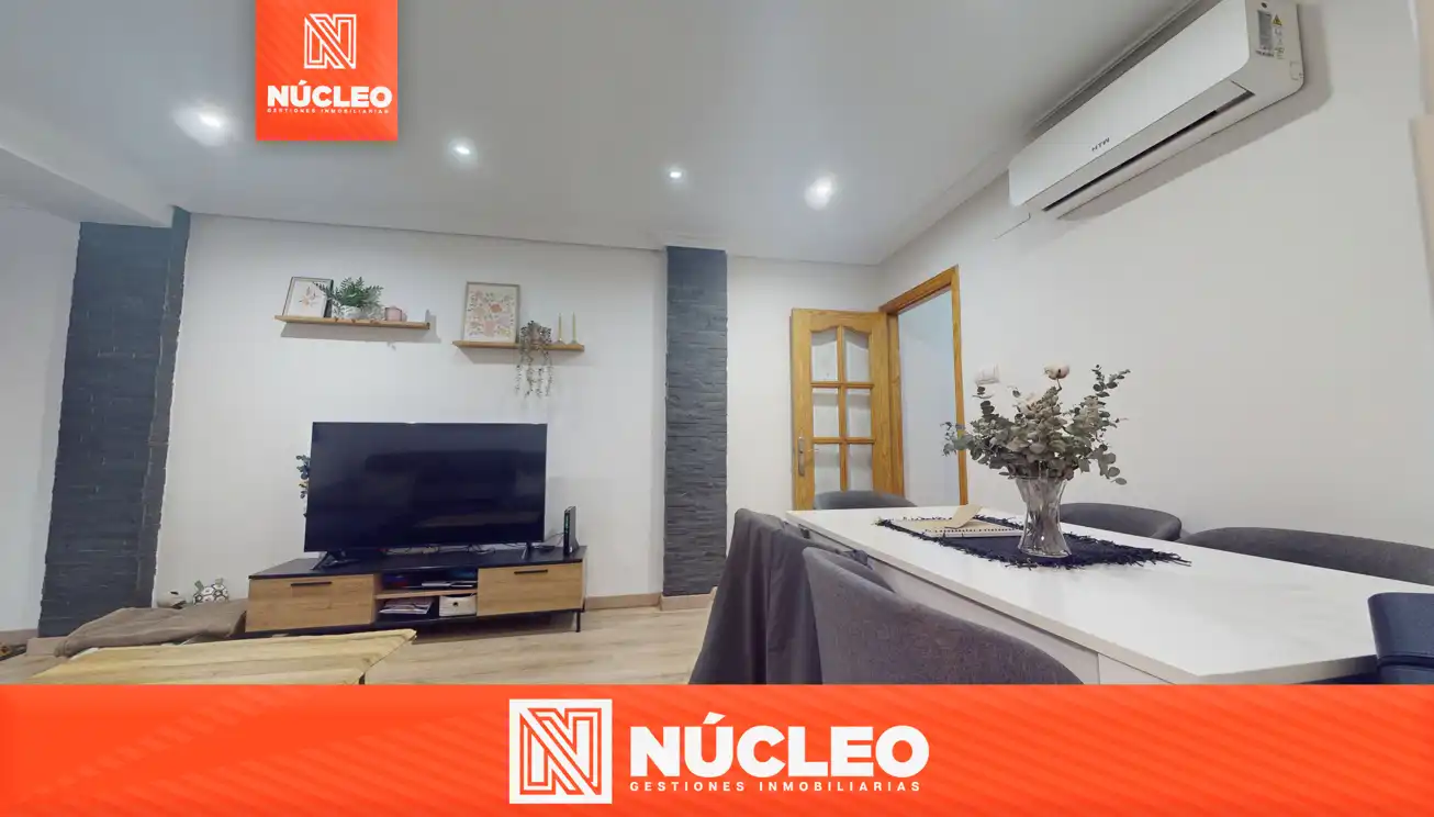 Sala d'estar de Pis en venda en Alicante / Alacant amb Aire condicionat, Moblat i Forn