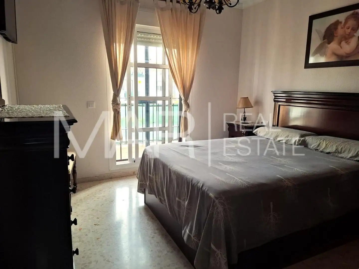 Habitación de Casa adosada en venta en Chiclana de la Frontera con Aire acondicionado y Balcón