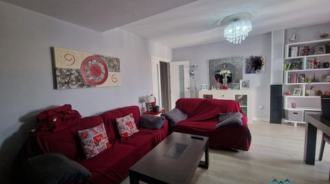 Foto 2 de Piso en venta en Avenida de la Soleá, Santiago - Coronación, Jerez de la Frontera