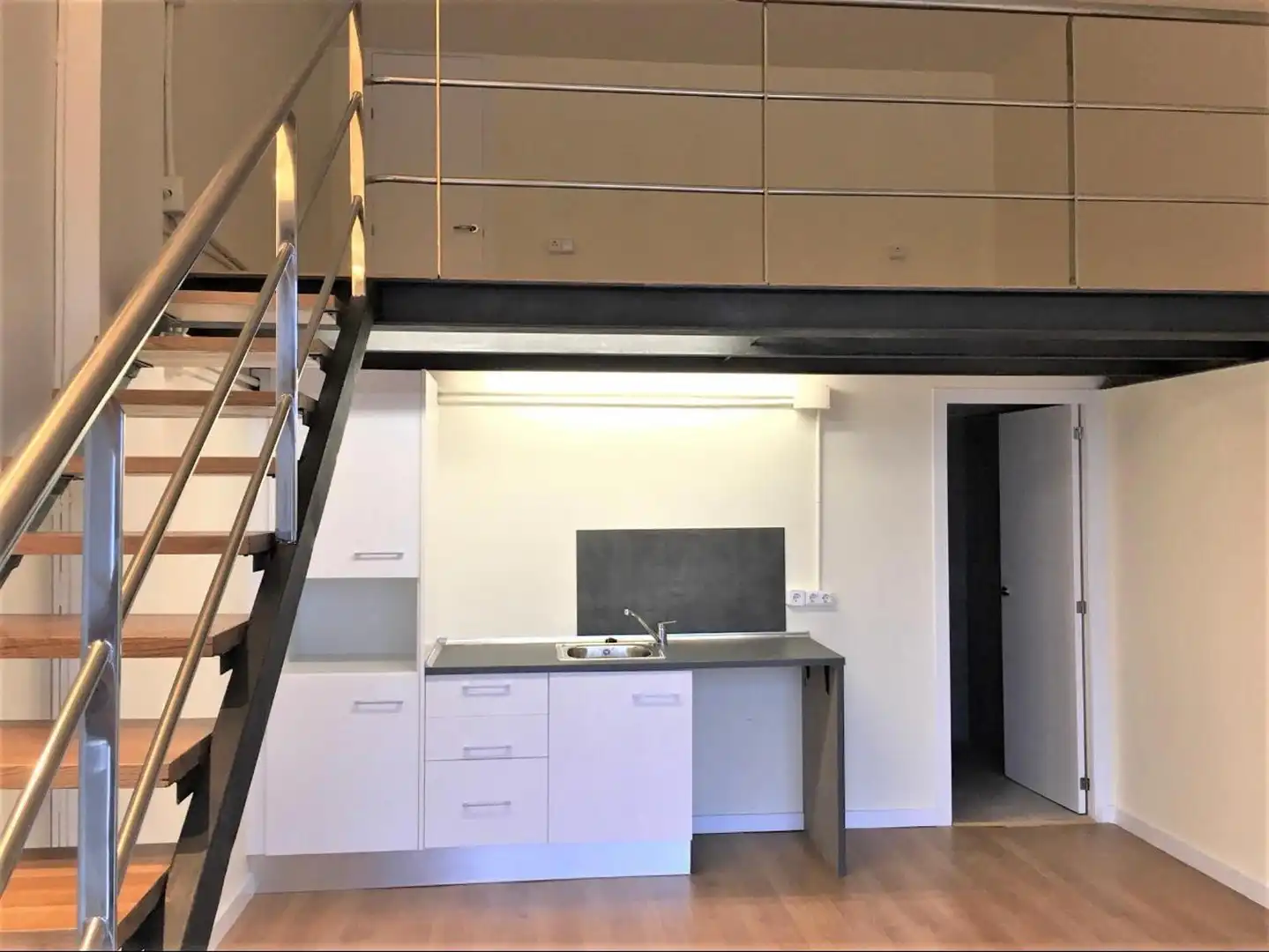 Kitchen of Commercial properties for rent in Badalona  with Air Conditioner