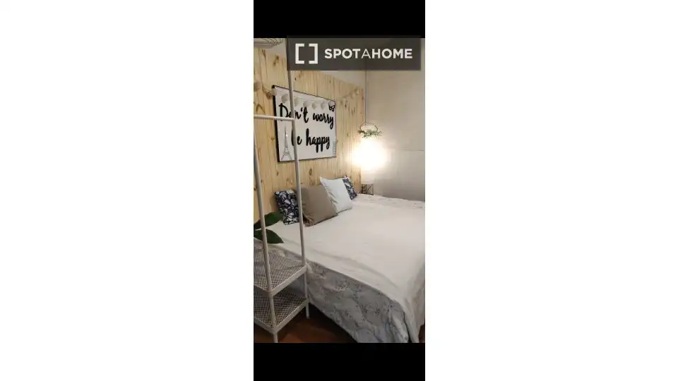 Bedroom of Flat for rent in  Barcelona Capital  with Air Conditioner, Heating and Furnished