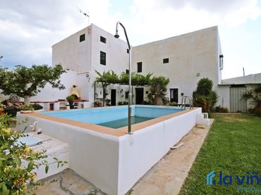 Casa rústica amb piscina en venda a Mollina