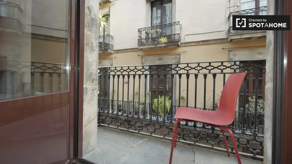 Flat with terrace to rent in Ciutat Vella, imagen 7