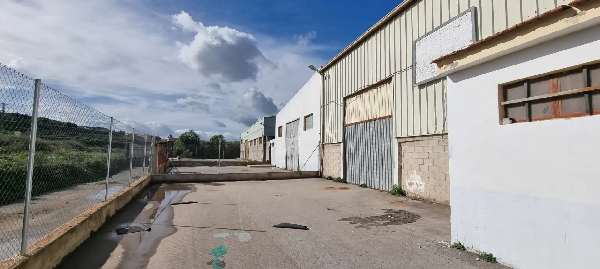 Nau industrial en venda a Camino Entrepinos B, 26, La Coca - La Nia - Vistahermosa