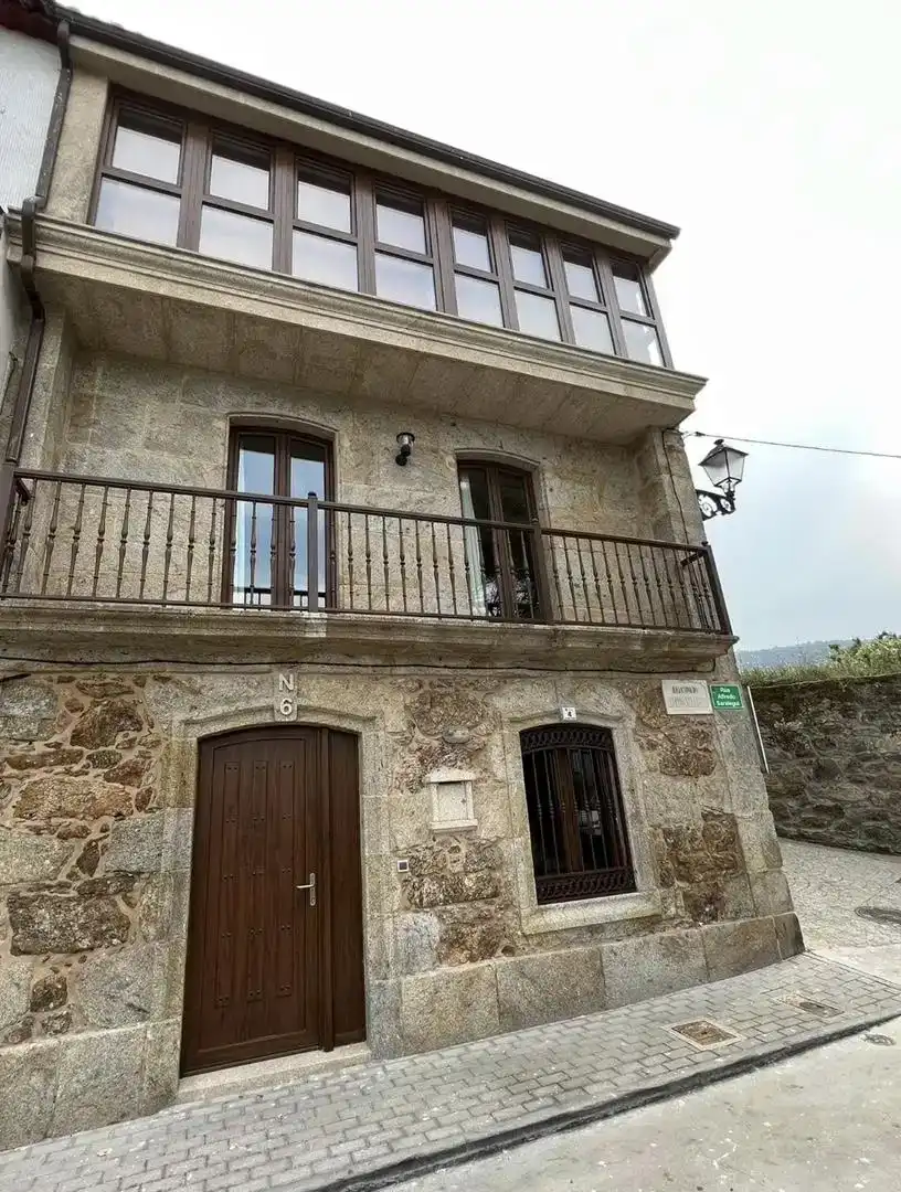 Vista exterior de Casa adosada de lloguer en Fisterra, A Coruña