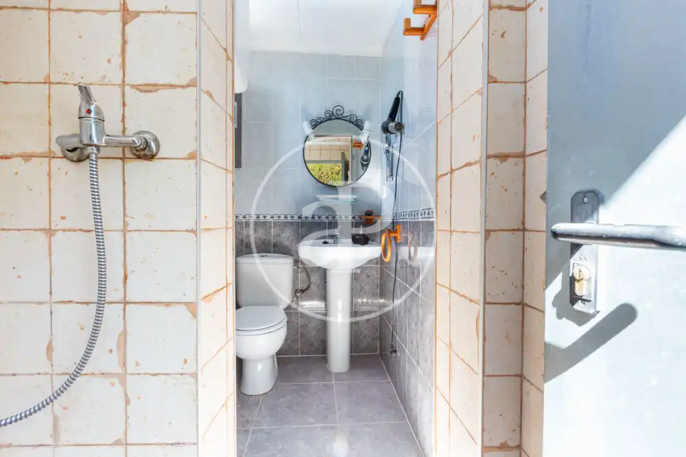 Baño de Casa o chalet en venta en Montroi / Montroy con Aire acondicionado, Calefacción y Jardín privado