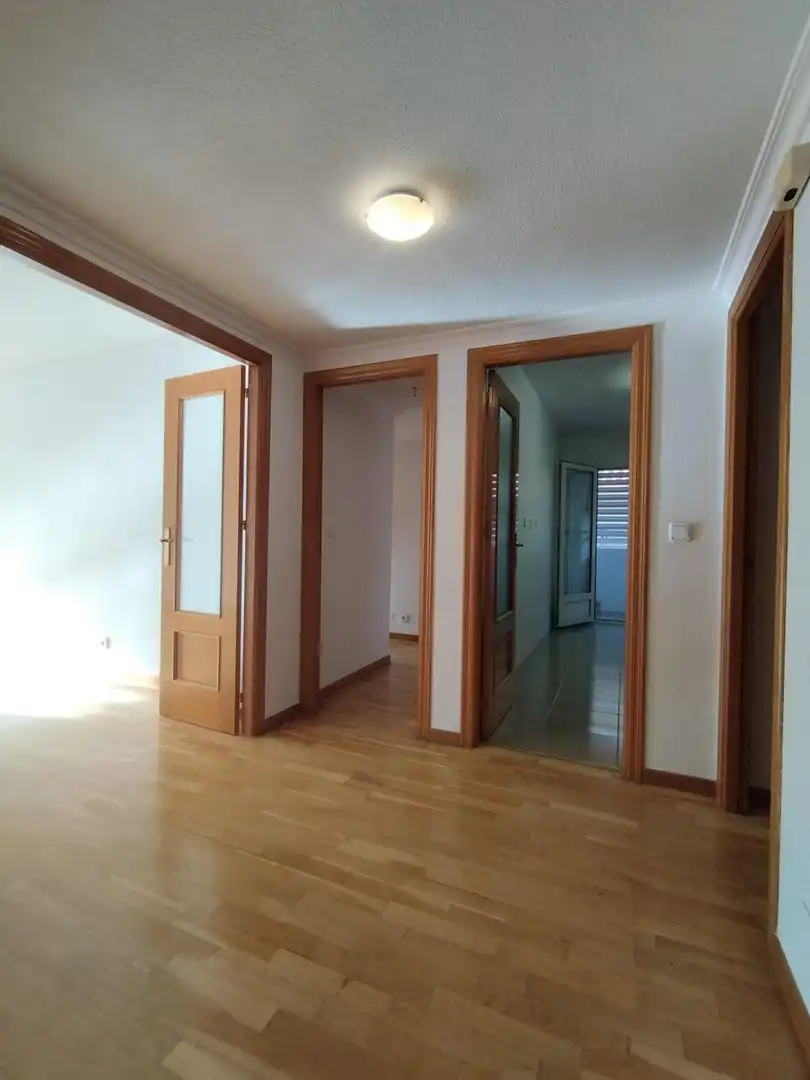 Piso de alquiler en Murcia con Aire acondicionado, Calefacción y Parquet