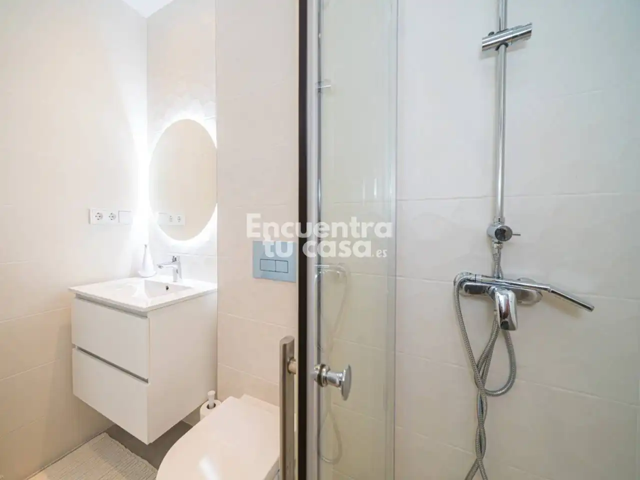 Bathroom of Attic for rent in Finestrat  with Air Conditioner, Heating and Terrace