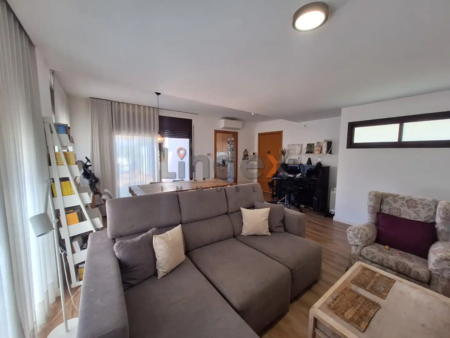Sala de estar de Piso en venta en Arenys de Mar con Aire acondicionado, Calefacción y Parquet