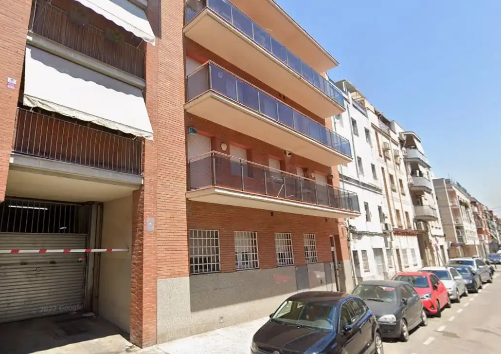 Vista exterior de Apartamento en venta en Sant Boi de Llobregat con Terraza y Trastero