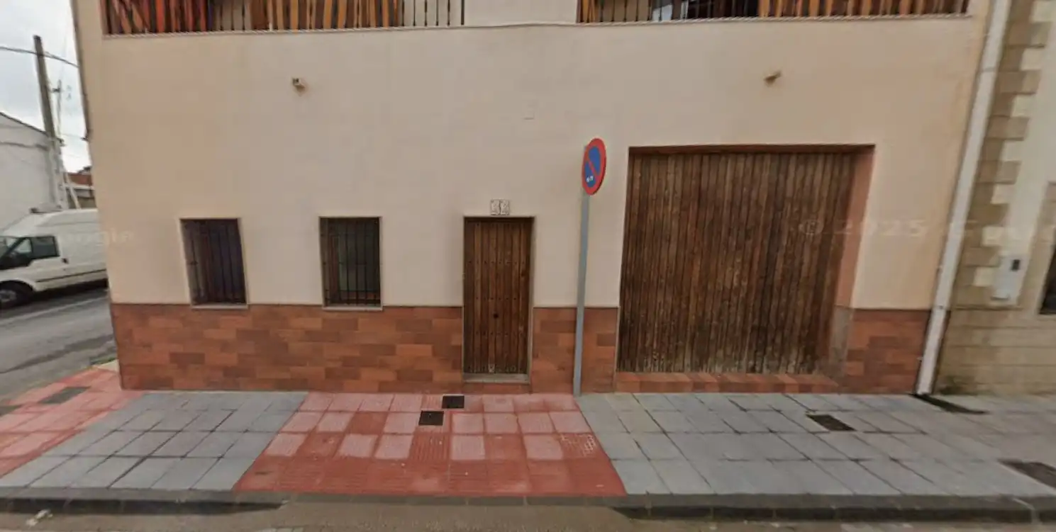 Local comercial en alquiler en Mengíbar