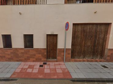 Local comercial de lloguer a Mengíbar