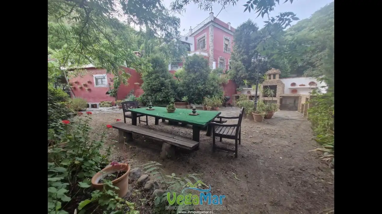 Jardí de Finca rústica en venda en Jete amb Jardí privat, Terrassa i Piscina