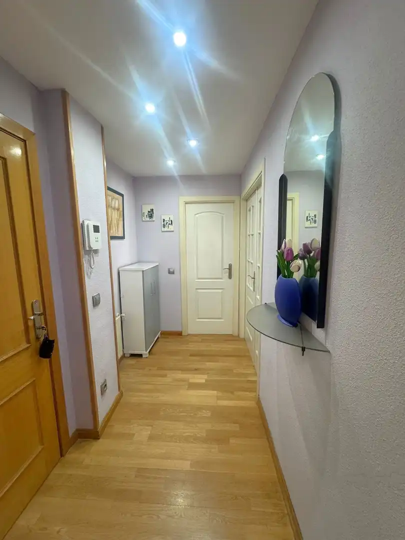 Wohnung zum Verkauf in Madrid mit Klimaanlage, Heizung und Terrasse