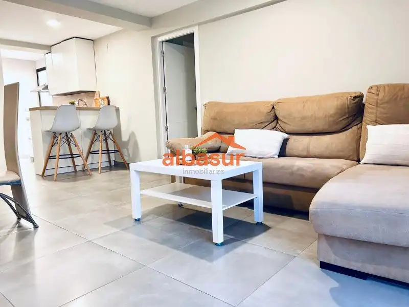 Exterior view of Flat for sale in Córdoba  with Air Conditioner, Heating and Terrace