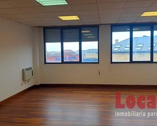 Office to rent in Santander