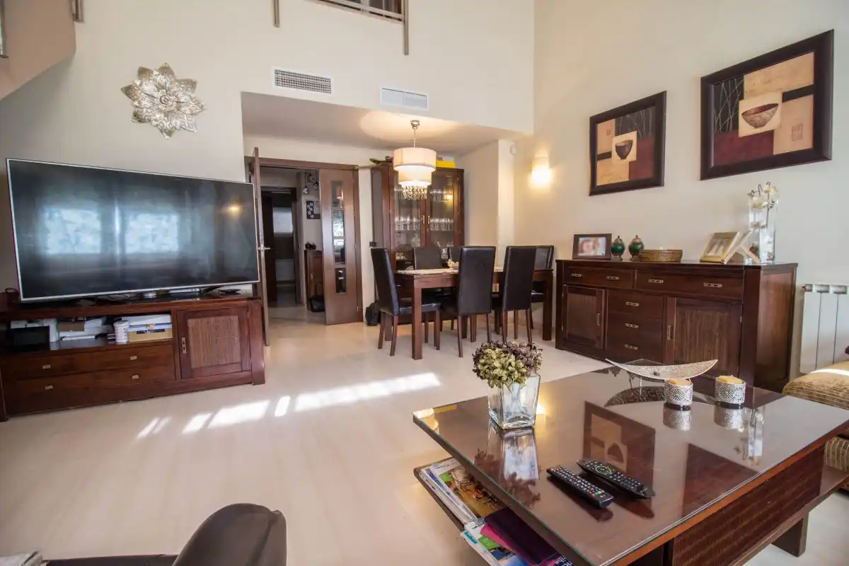 Sala de estar de Dúplex en venta en Maria Auxiliadora - Barriada de Llera