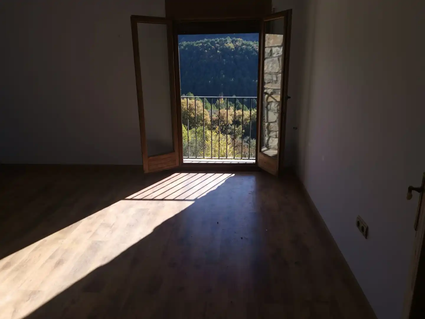 Houses for sale in Ctra Ag Monclus , La Fueva