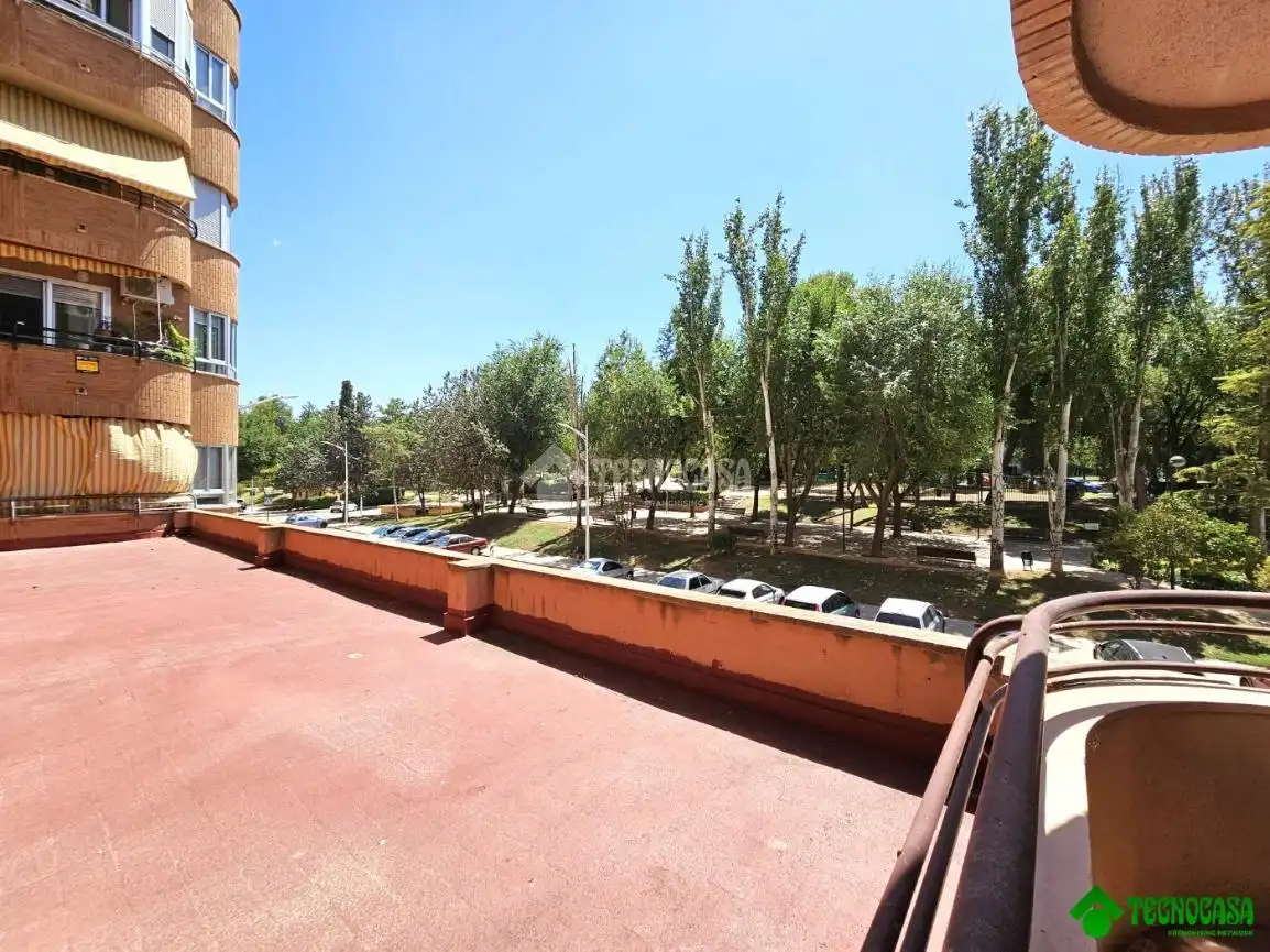 Piso con terraza en venta en Estación, imagen 2