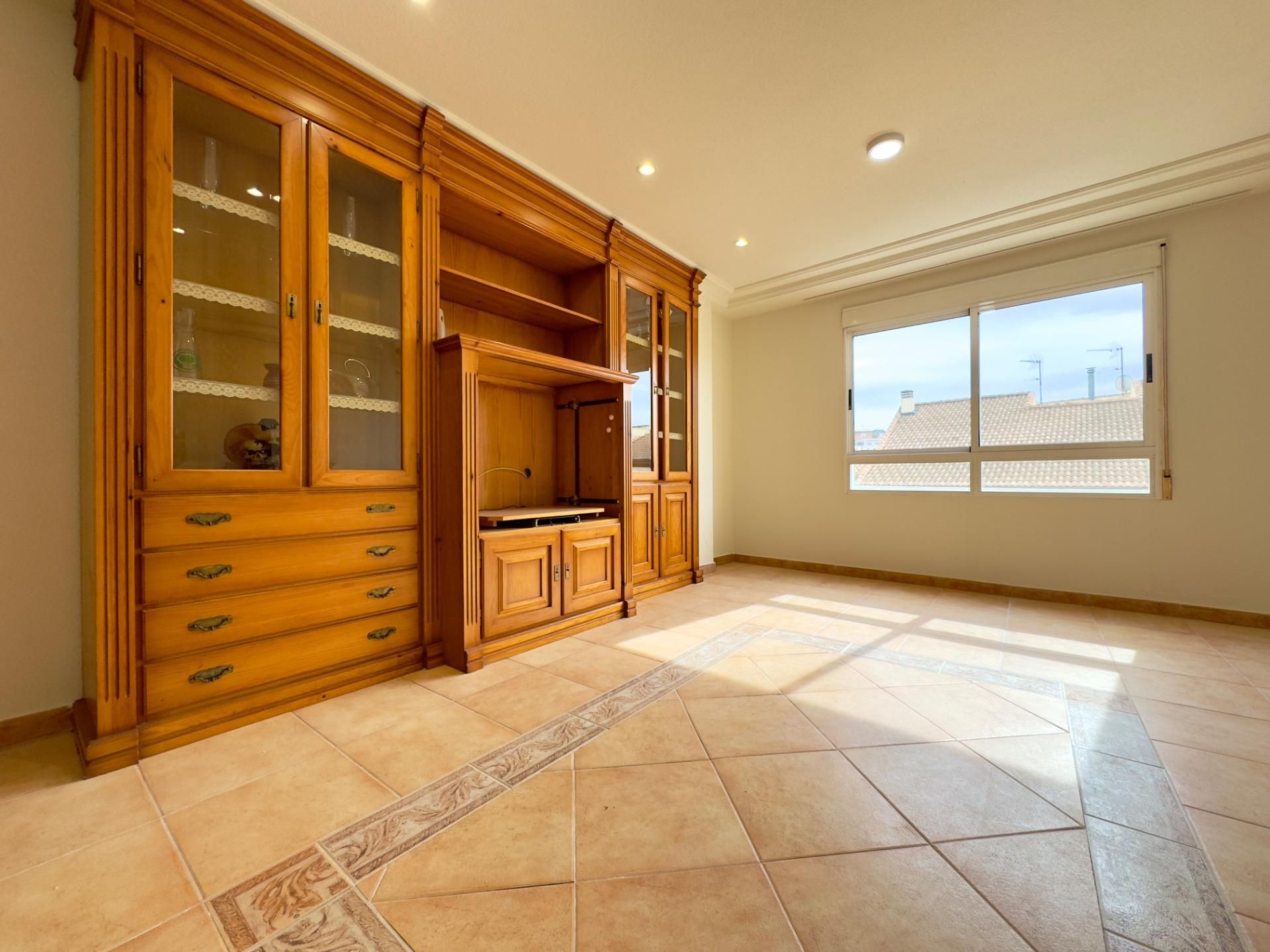 Living room of Flat for sale in Aspe  with Air Conditioner, Heating and Storage room