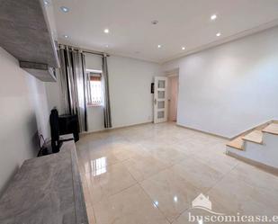 House or chalet for sale in Linares  with Air Conditioner, Terrace and Furnished